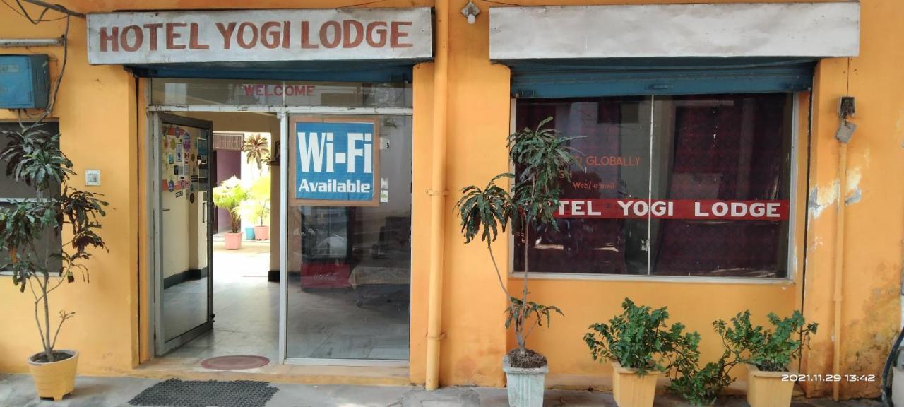 Hotel Yogi Lodge Khadzsuráhó Kültér fotó