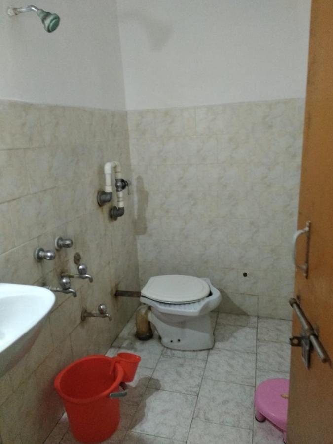 Hotel Yogi Lodge Khadzsuráhó Kültér fotó